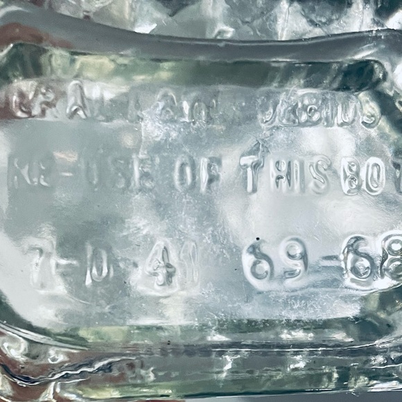 Antique Liquor Bottle - Picture 5 of 10